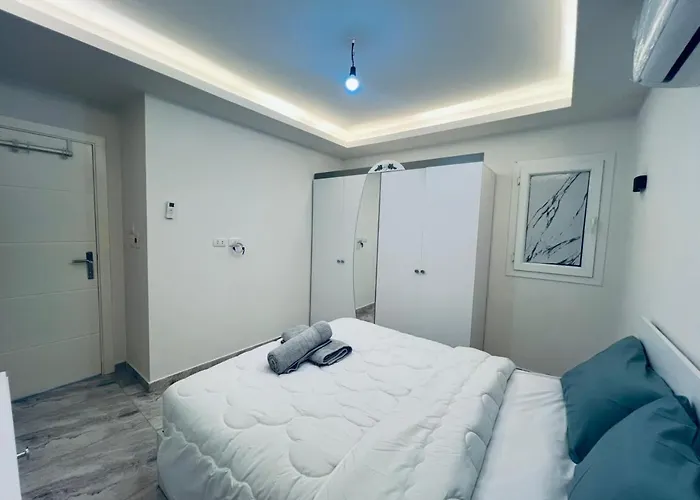 One Bedroom And Reception דירה הורגהדה