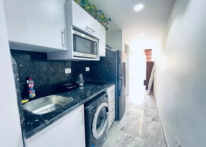 One Bedroom And Reception הורגהדה