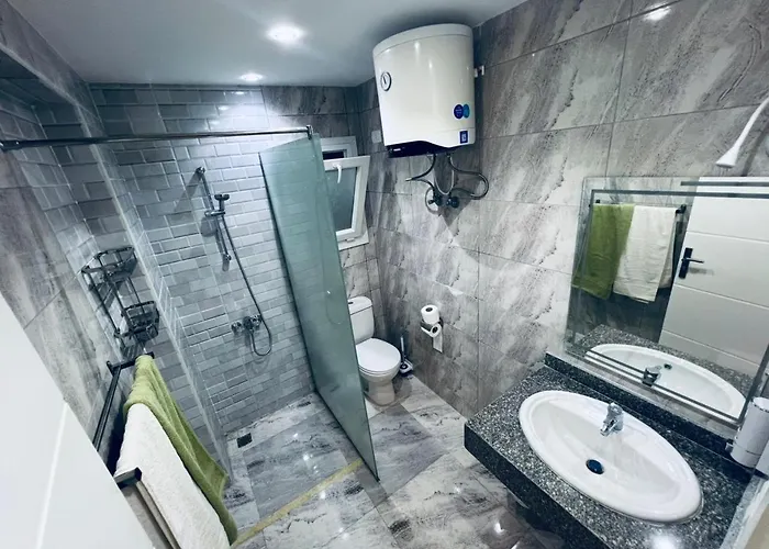One Bedroom And Reception דירה *