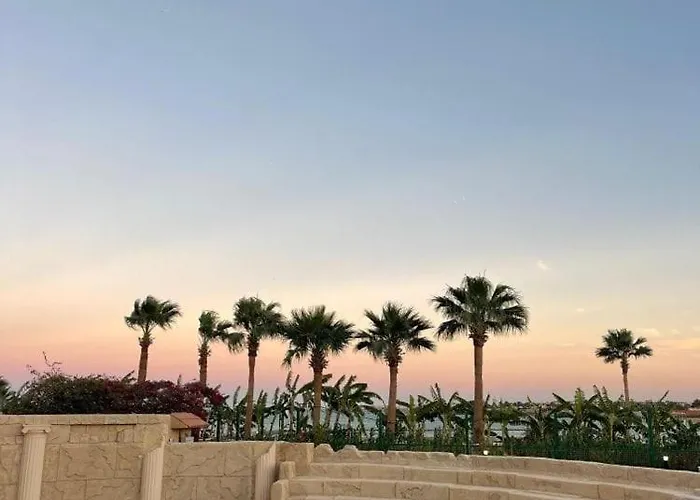 One Bedroom And Reception * הורגהדה